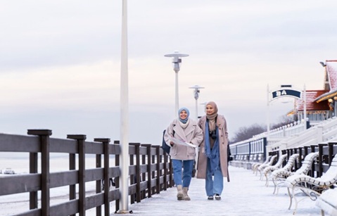 Injured on an Icy Sidewalk? Here’s What the Law Says About Liability